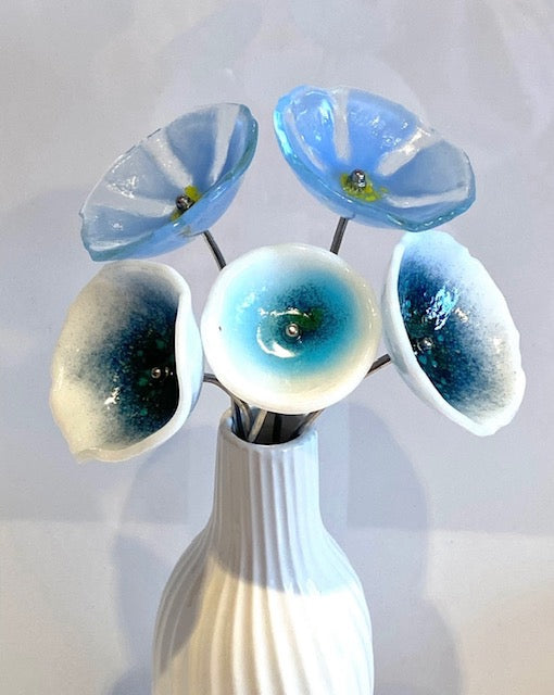 Workshop - Haddenham village hall, Make your own bouquet of fused glass flowers - Saturday 11th July 2.30-4.30pm