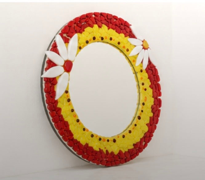 Handmade Fused Glass Daisy Mirror, Round Wall Mirror, Colourful Floral Home Décor, Unique Glass Art Gift, Daisy Wall Hanging