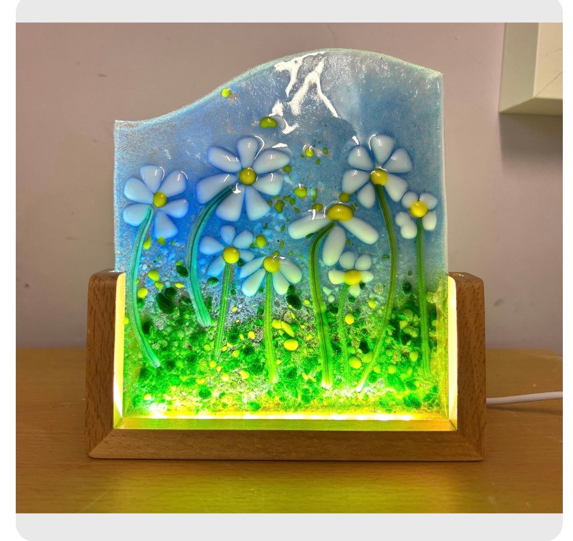 Workshop - Bicester East Community centre - Fused Glass light up ornament workshop - Saturday 27th June 2.30-4.30pm