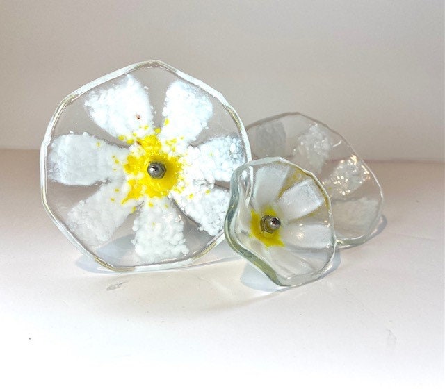 Glass daisies, posy of flowers, white flowers, gift for mum