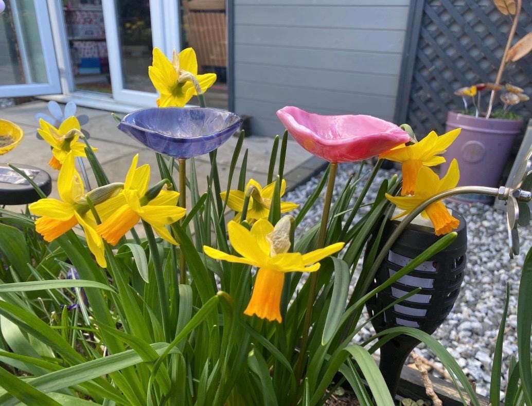 Fused glass bee water bowl, custom colour pollinator bath, bird and butterfly feeder for garden decor gift, handmade outdoor gift