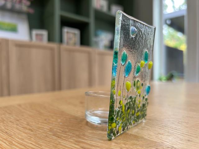 Fused Glass Tealight Holder – Handmade Floral Candle Gift – Ideal for Christmas & Birthdays