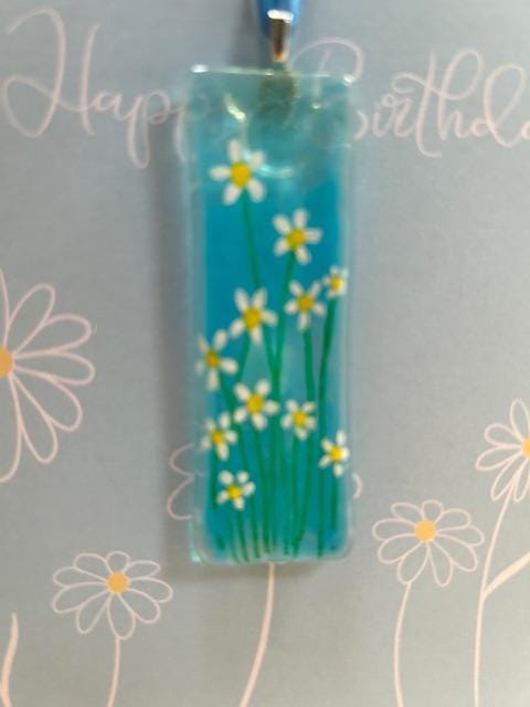 Daisy birthday card with Glass Ornament – A Gift & Greeting in One – Unique Gift for Any Occasion, Personalised Card with Glass Charm