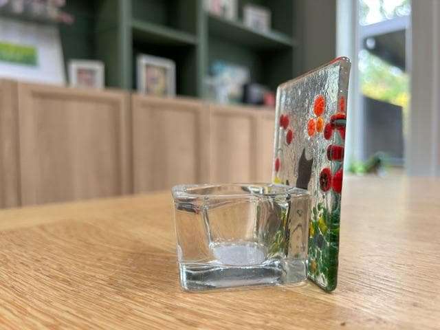 Fused Glass Cat Tealight Holder – Handmade Floral Candle Gift – Ideal for Christmas & Birthdays