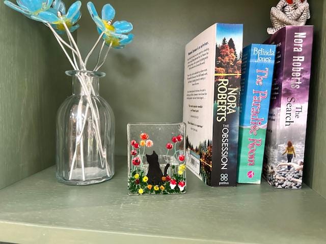 Fused Glass Cat Tealight Holder – Handmade Floral Candle Gift – Ideal for Christmas & Birthdays