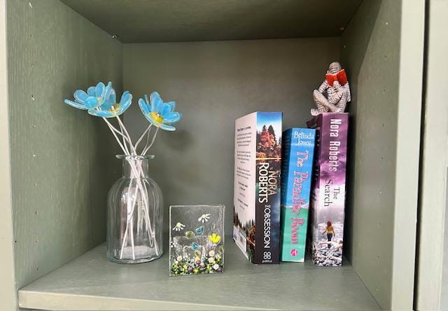 Fused Glass Tea Light Holder – Handmade Floral Candle Gift – Ideal for Christmas & Birthday Presents