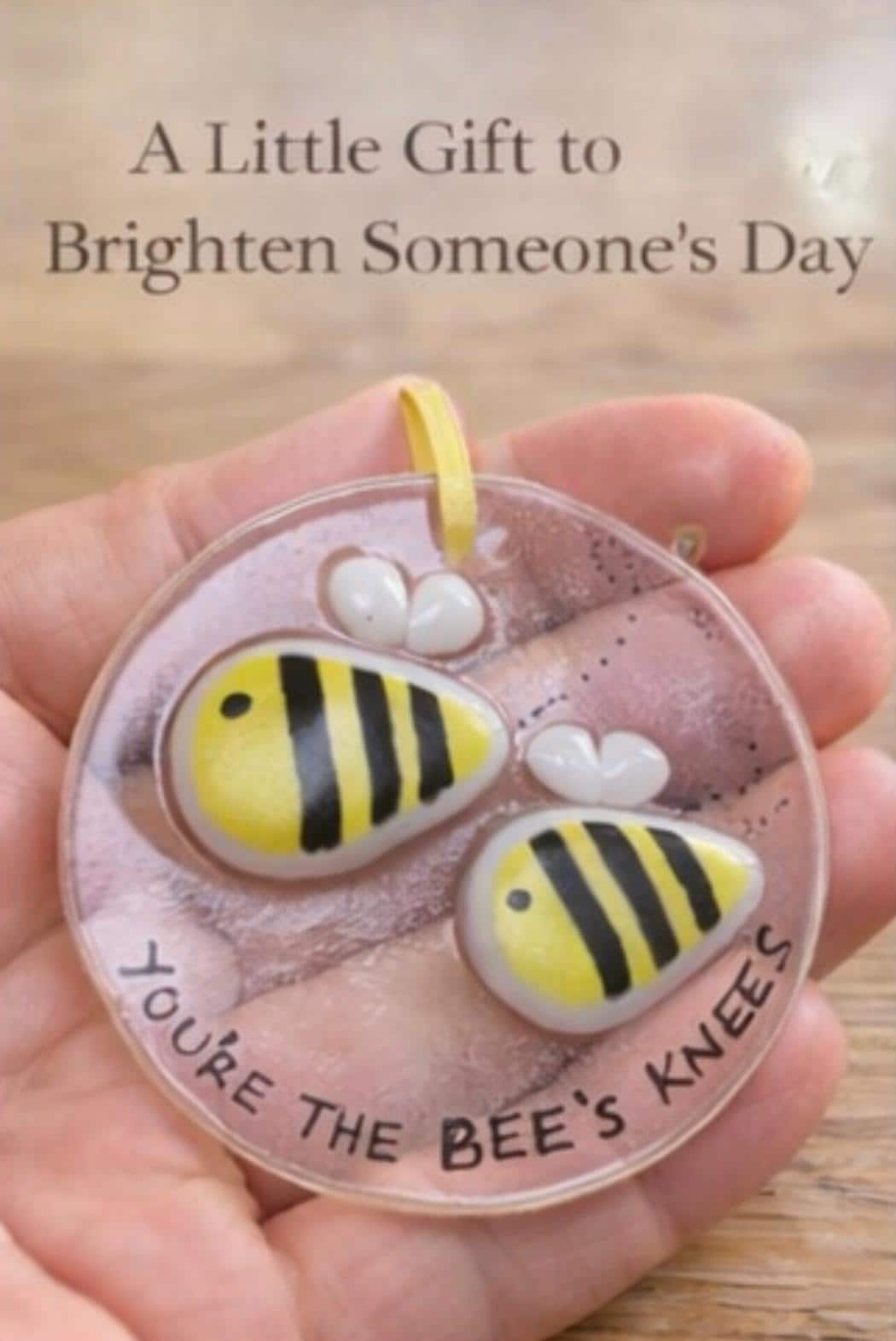 Fused Glass “You’re the bees knees” Bee Suncatcher – Handmade Gift